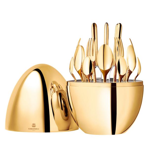 gold tableware